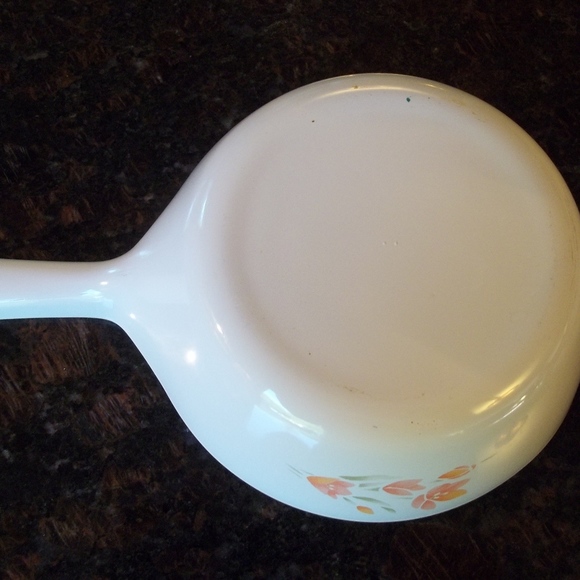 Corning Ware Peach Floral 1 Pint Sauce Pan - Picture 3 of 6